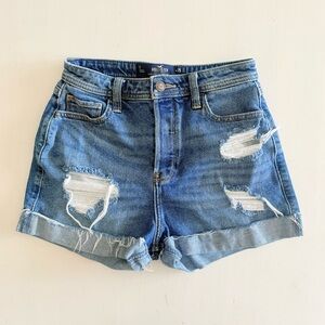 HOLLISTER Ultra High-Rise Mom Shorts Size 25